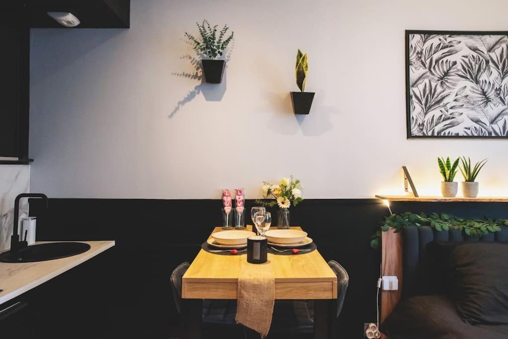 אנז'ה Love Room, La Douce Angevine מראה חיצוני תמונה
